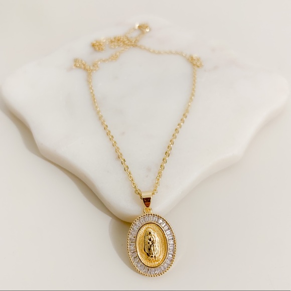 🎉HP🎉Virgin Mary Necklace | 14k Gold Filled - Picture 4 of 9